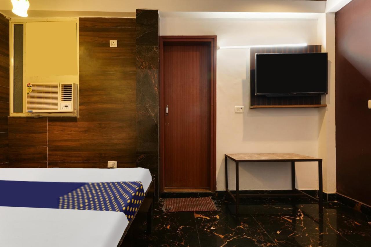 Oyo Flagship 81486 Hotel Mahalaxmi Guesthouse Нью-Делі Екстер'єр фото